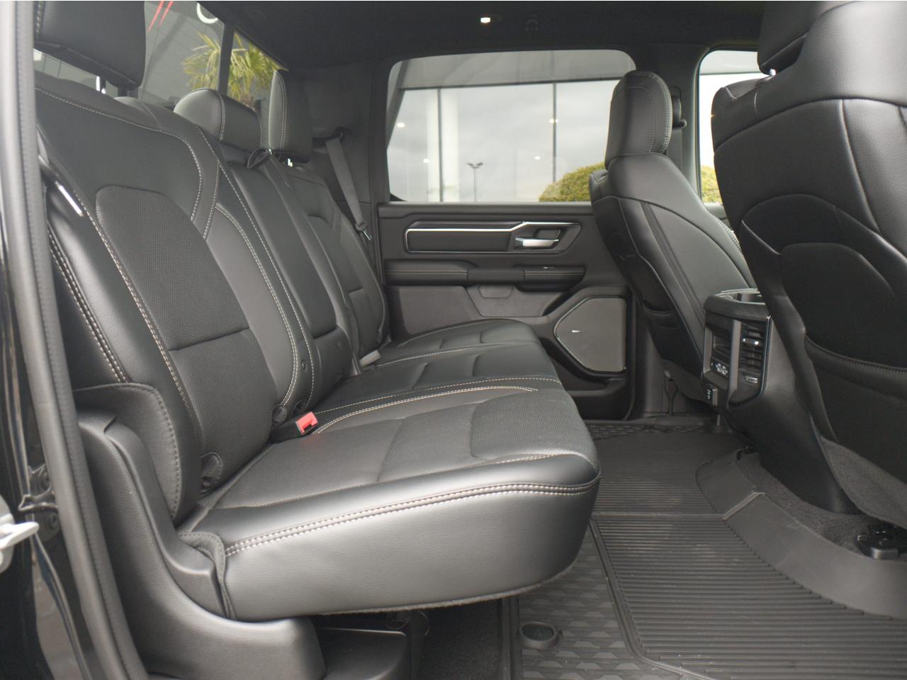 DODGE RAM 1500 CREW CAB REBEL