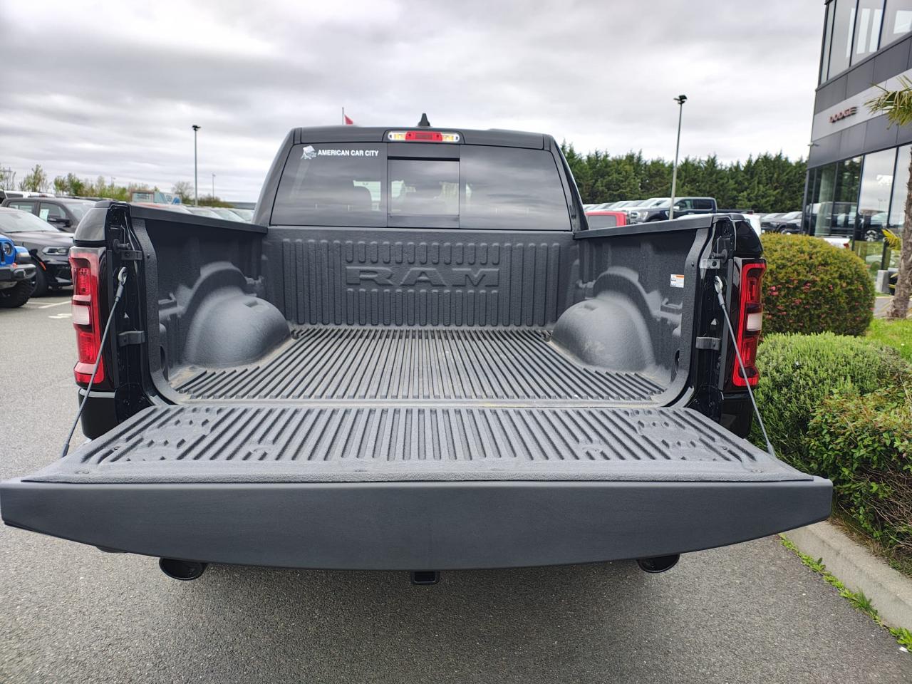 DODGE RAM 1500 CREW CAB REBEL