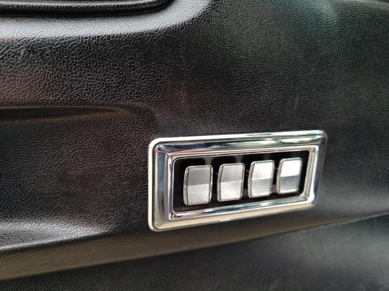 DODGE CHALLENGER BIG BLOCK 383, ORIGINE FRANCE