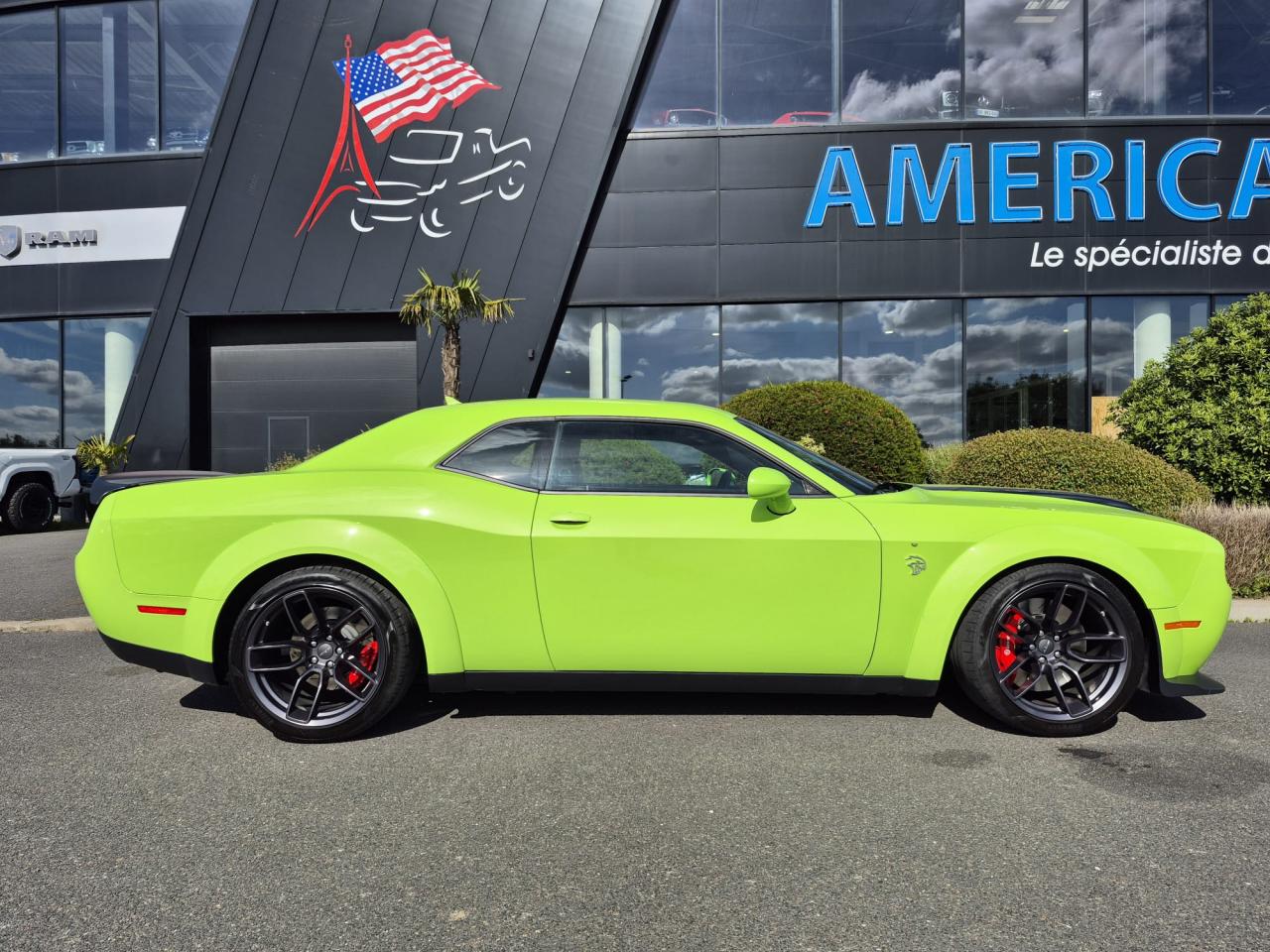 DODGE CHALLENGER SRT HELLCAT Widebody 6.2 Supercharged