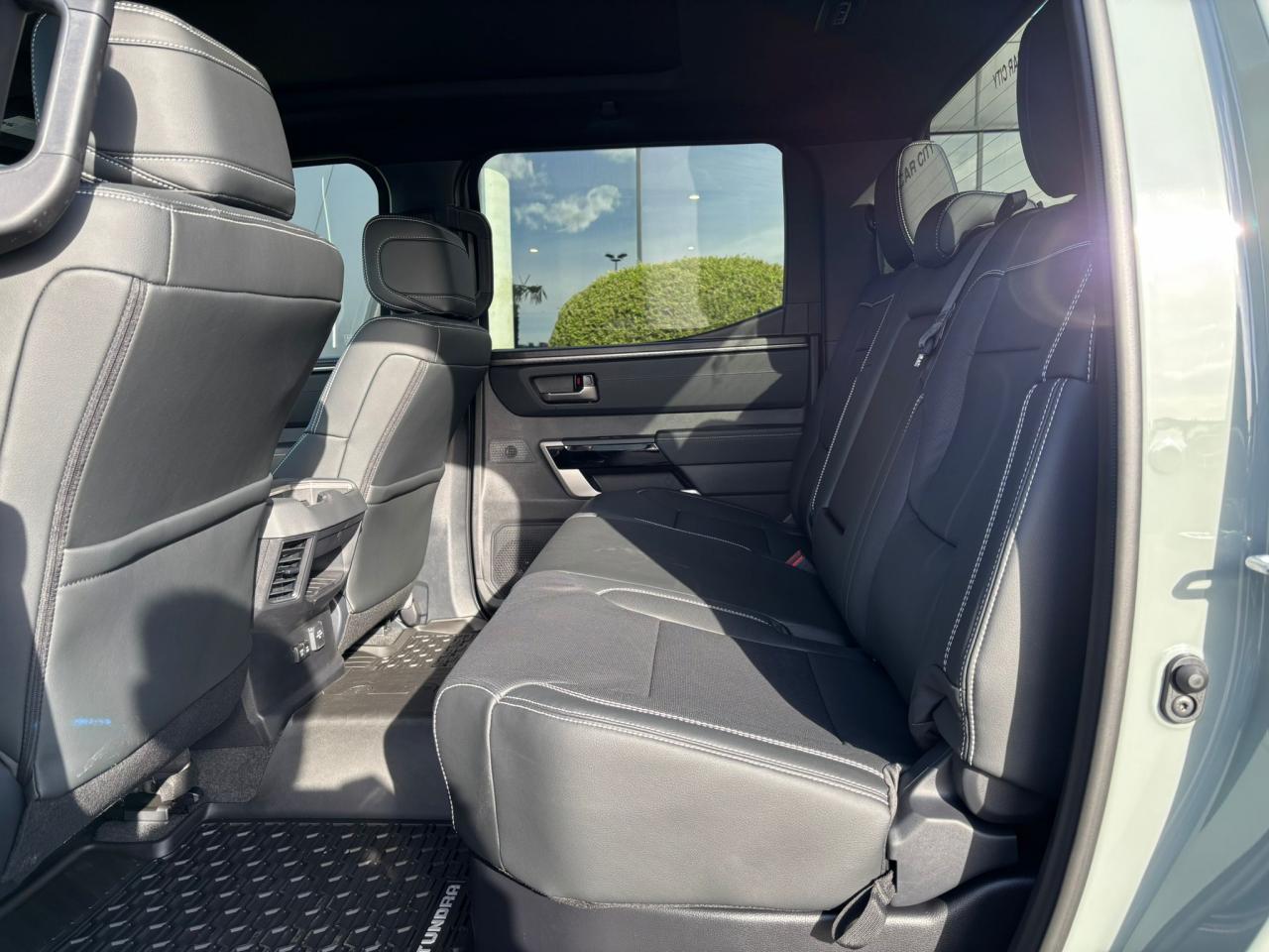 TOYOTA TUNDRA CREWMAX LIMITED TRD OFF ROAD