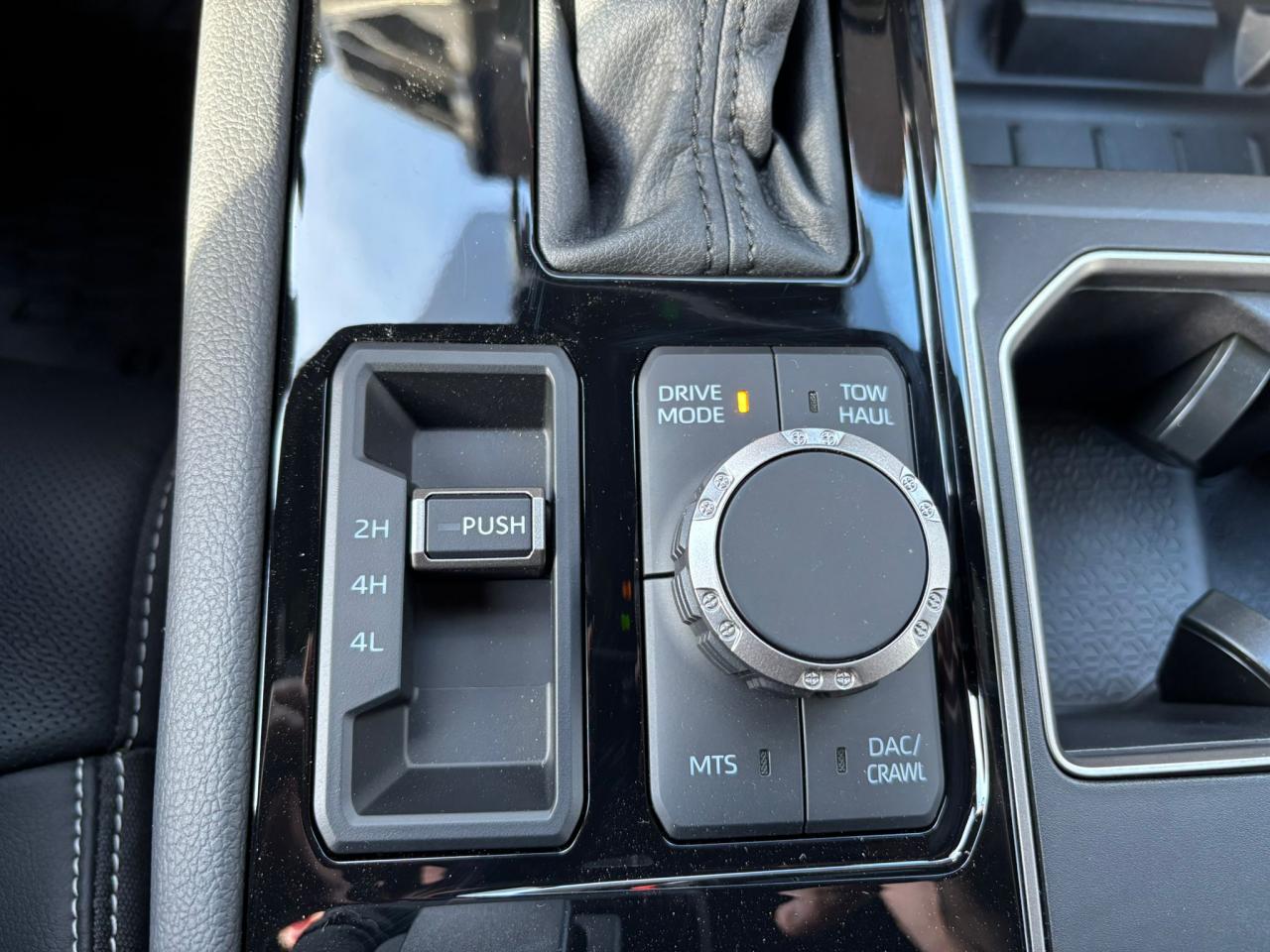 TOYOTA TUNDRA CREWMAX LIMITED TRD OFF ROAD