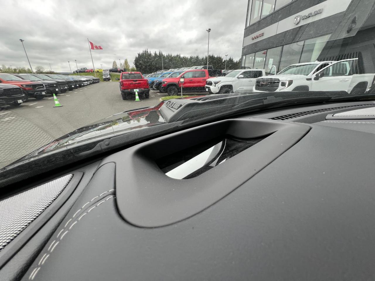 DODGE RAM 1500 CREW CAB REBEL AIR