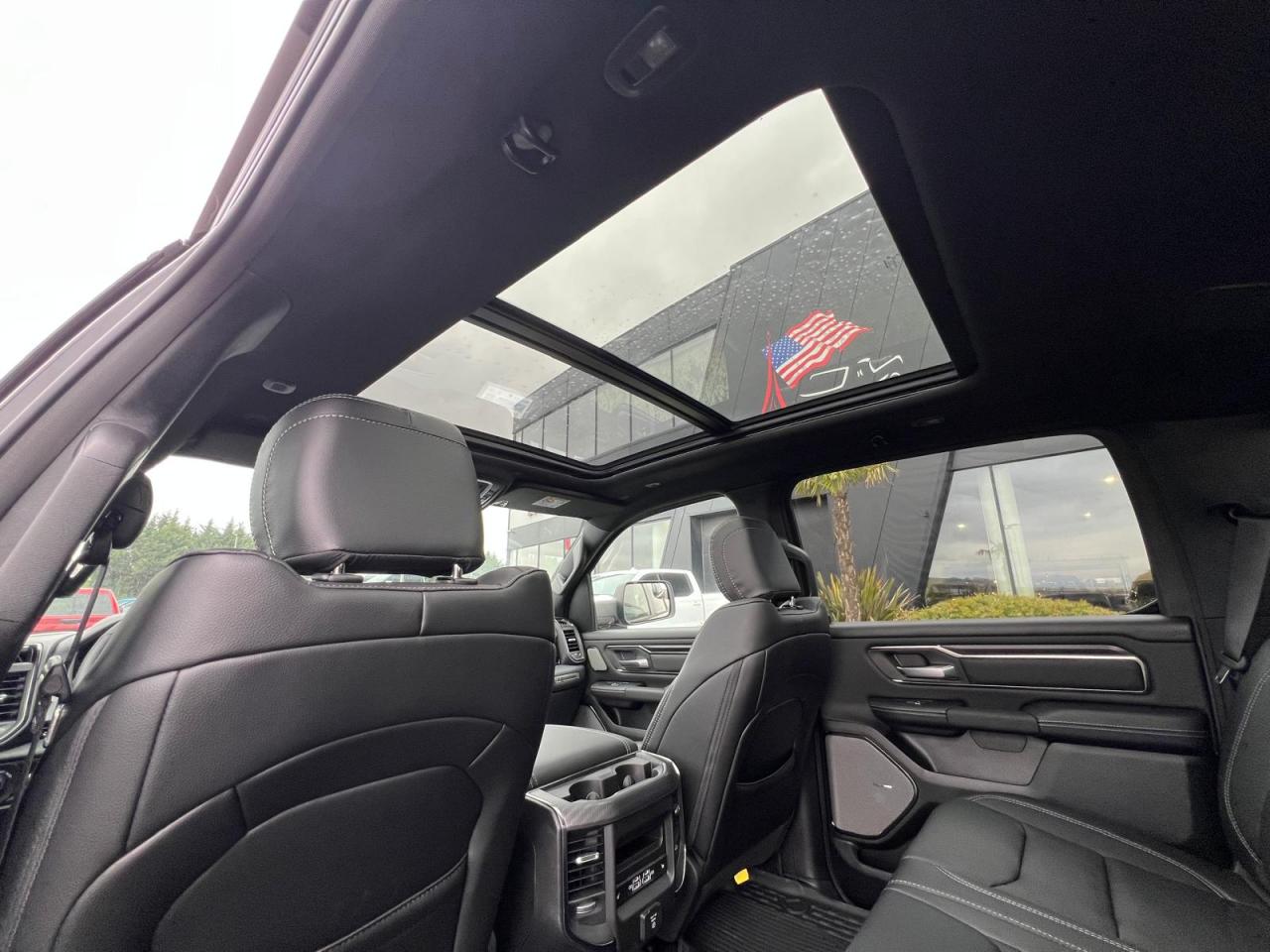 DODGE RAM 1500 CREW CAB REBEL AIR