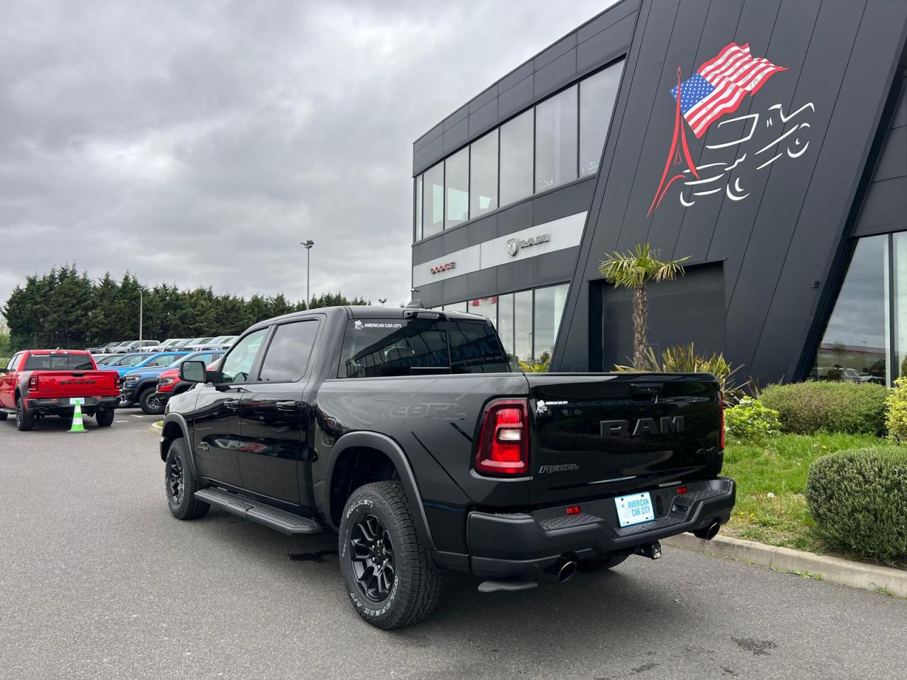 DODGE RAM 1500 CREW CAB REBEL AIR