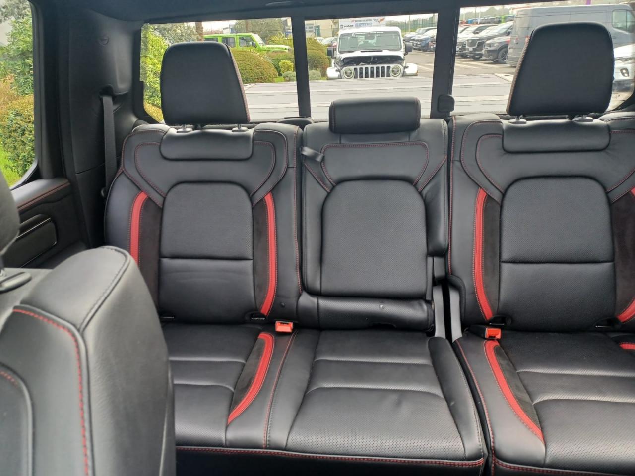 DODGE RAM 1500 CREW CAB TRX 6.2L V8