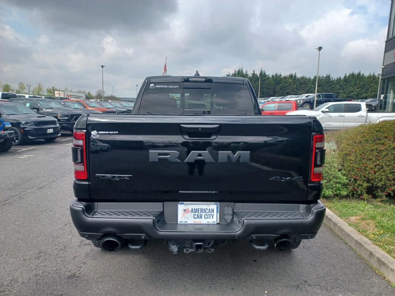 DODGE RAM 1500 CREW CAB TRX 6.2L V8