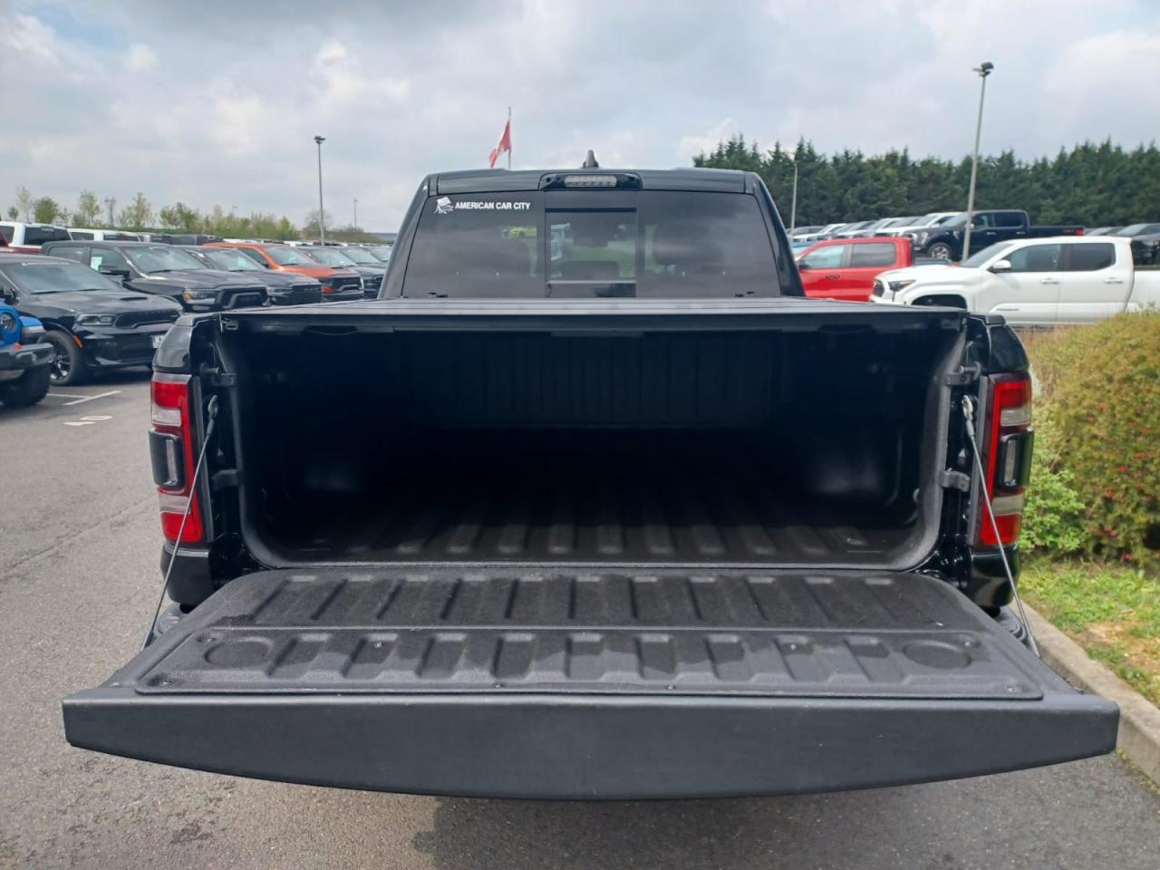 DODGE RAM 1500 CREW CAB TRX 6.2L V8