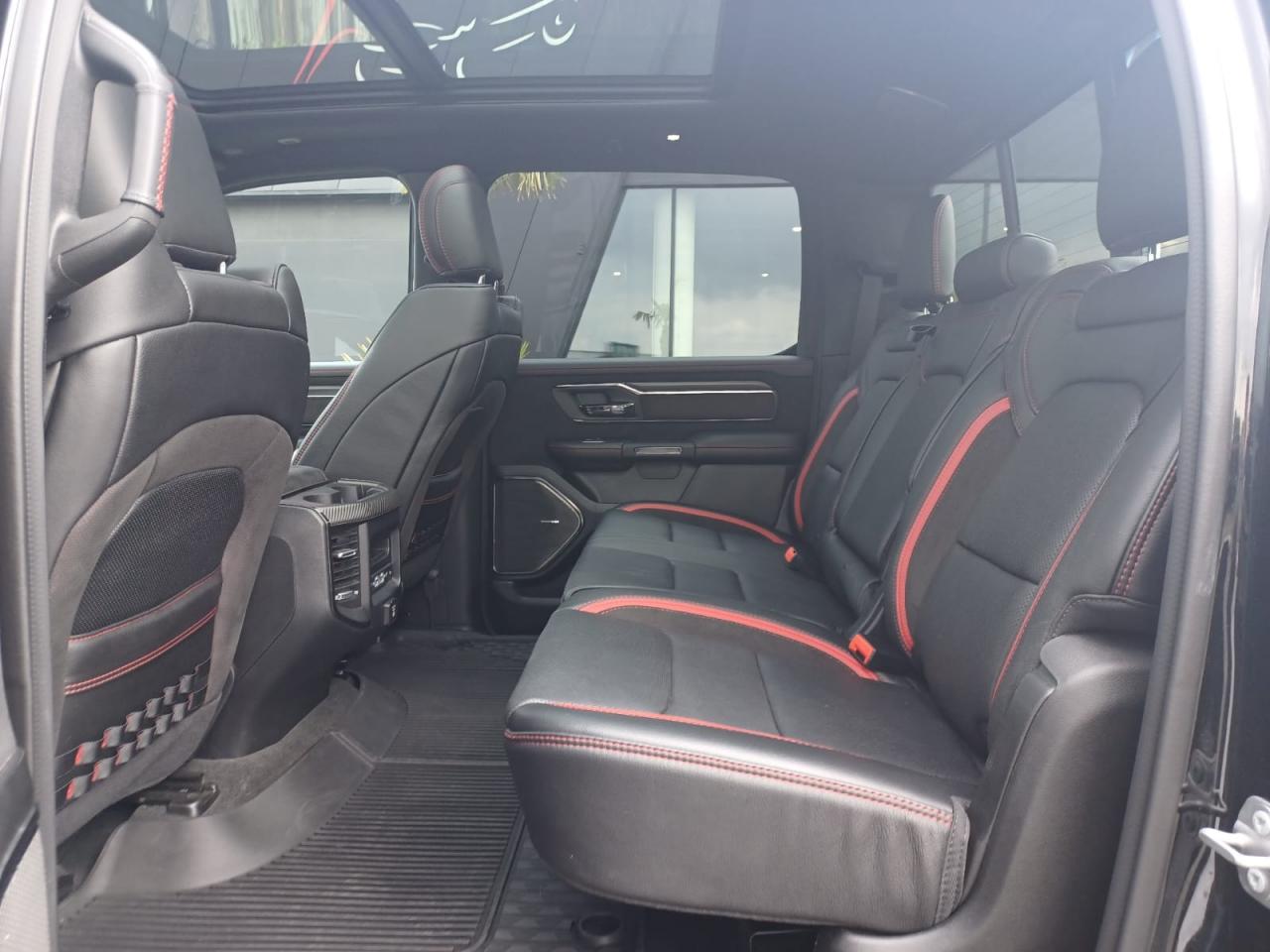 DODGE RAM 1500 CREW CAB TRX 6.2L V8