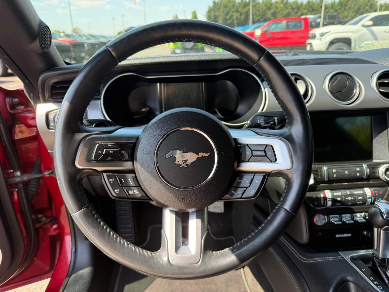 FORD MUSTANG GT fastback V8 5.0L