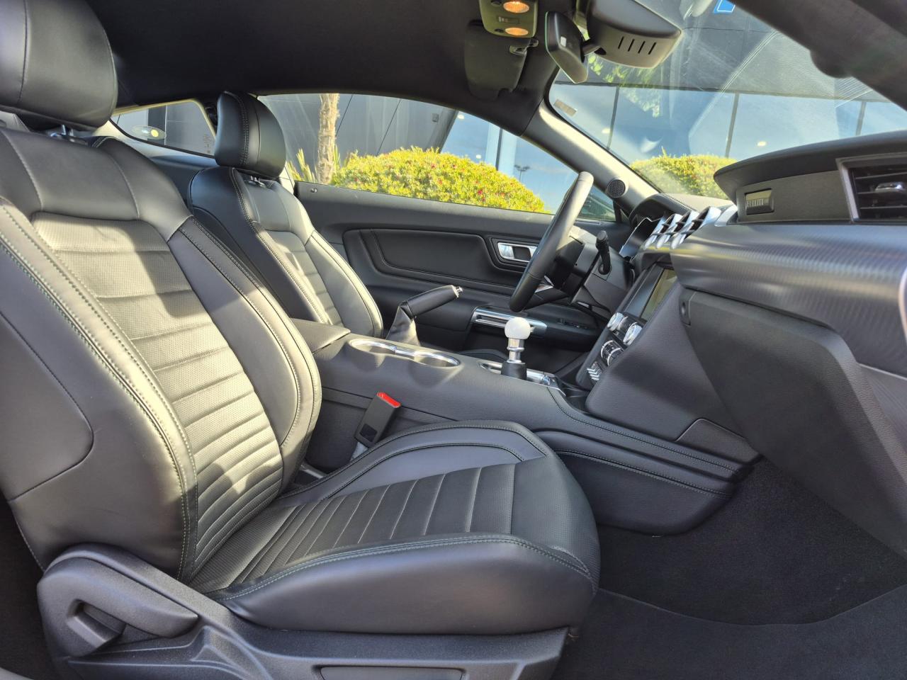 FORD MUSTANG BULLITT V8 5.0L