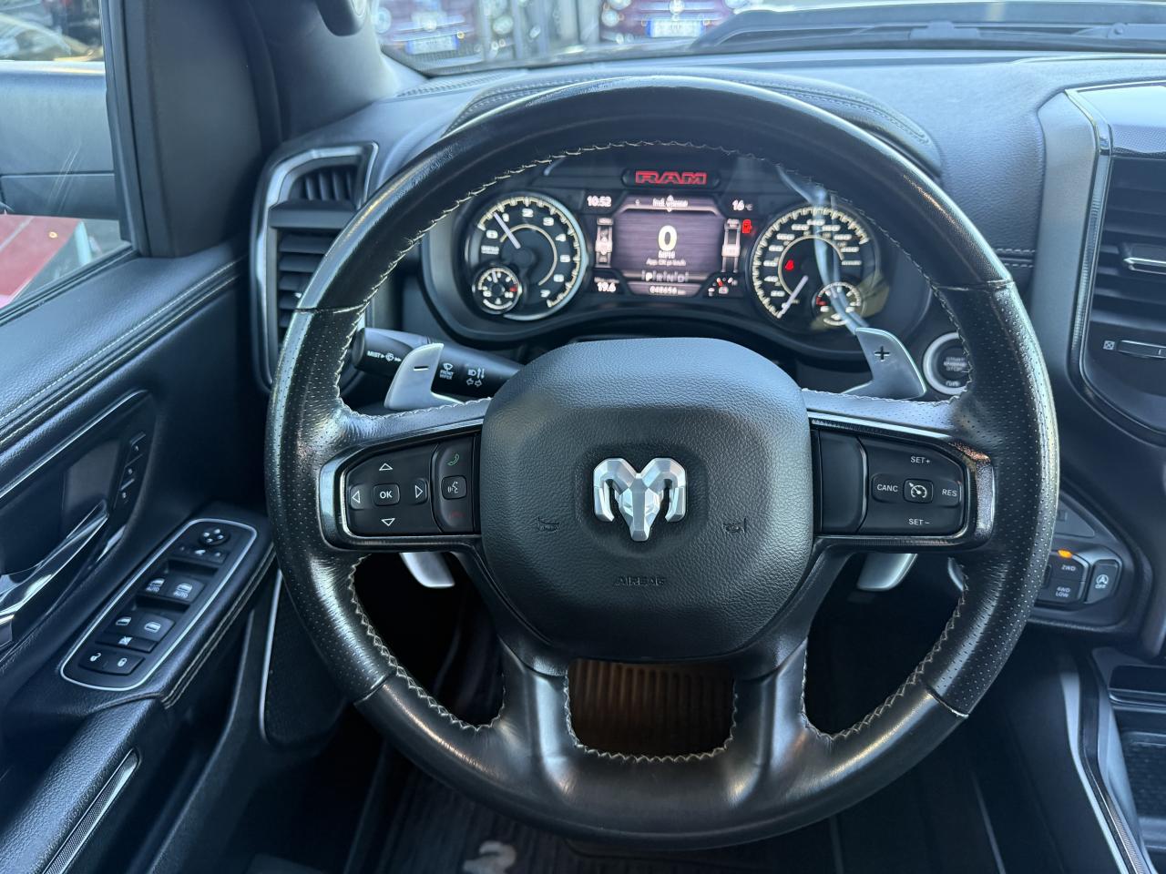 DODGE RAM 1500 CREW LARAMIE SPORT G/T