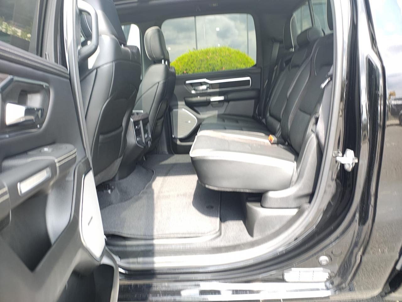 DODGE RAM 1500 CREW LARAMIE SPORT NIGHT EDITION AIR RAMBOX HAYON MULTI