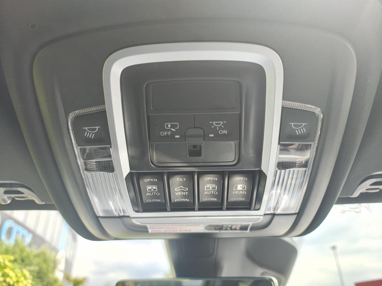 DODGE RAM 1500 CREW LARAMIE SPORT NIGHT EDITION AIR RAMBOX HAYON MULTI