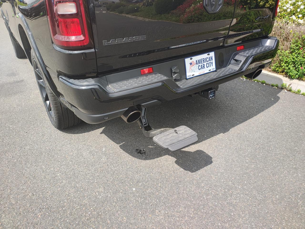 DODGE RAM 1500 CREW LARAMIE SPORT NIGHT EDITION AIR RAMBOX HAYON MULTI