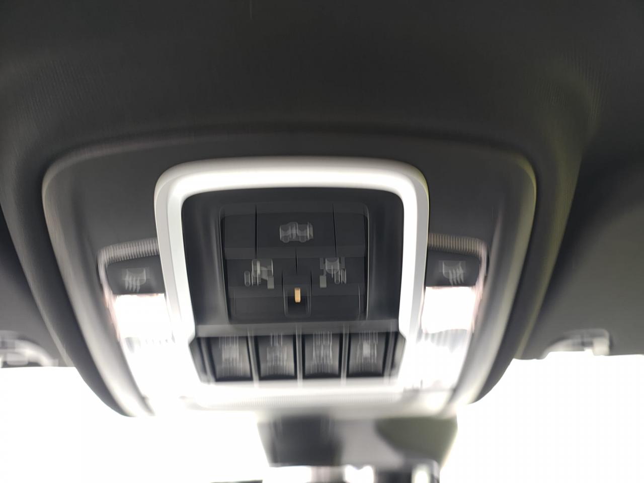 DODGE RAM 1500 CREW CAB REBEL AIR