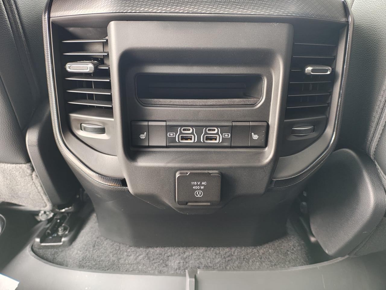 DODGE RAM 1500 CREW CAB REBEL AIR