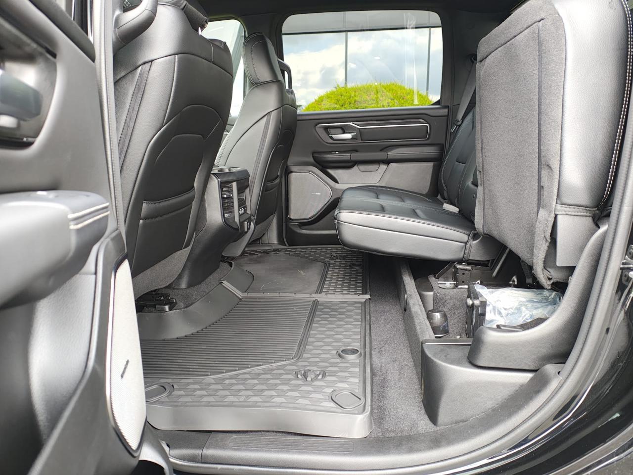DODGE RAM 1500 CREW CAB REBEL