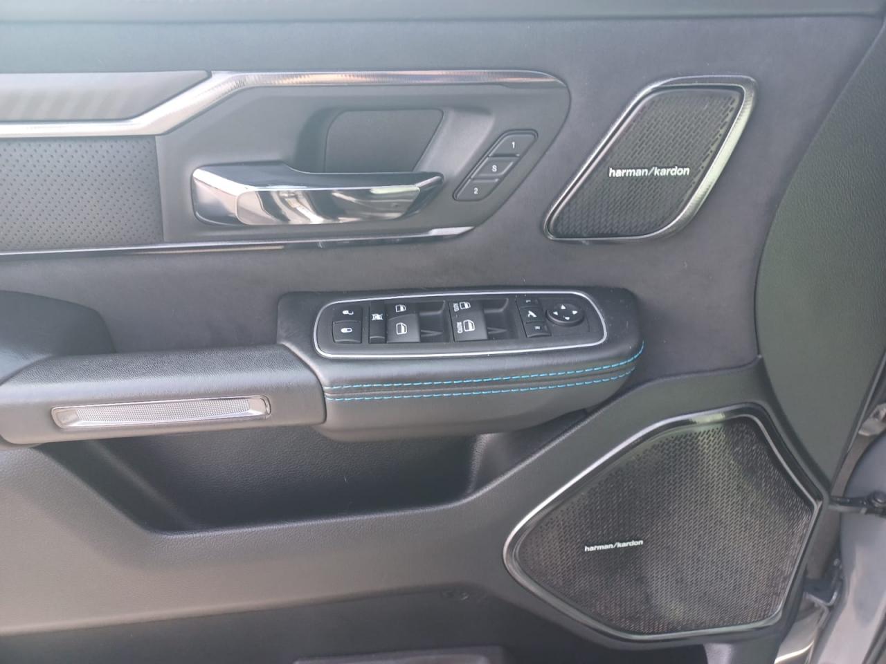 DODGE RAM TRX LUNAR edition V8 6.2L