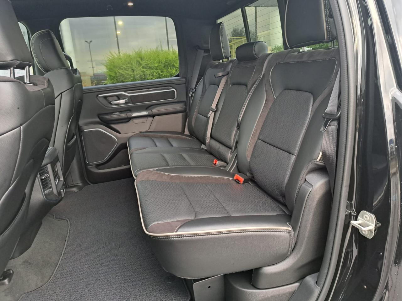 DODGE RAM 1500 CREW LARAMIE SPORT NIGHT EDITION