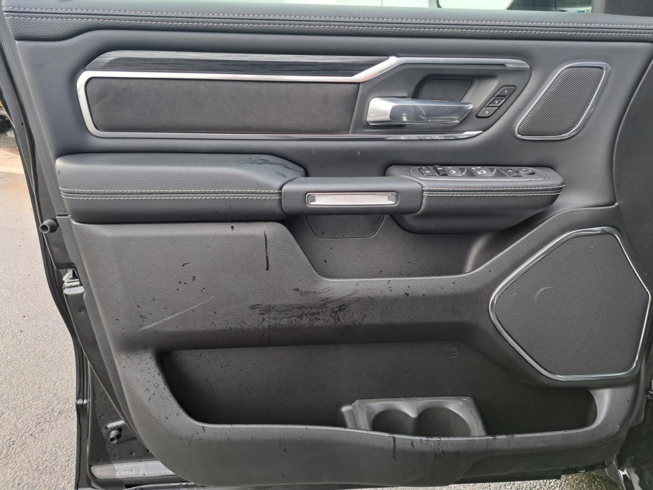 DODGE RAM 1500 CREW LARAMIE SPORT NIGHT EDITION