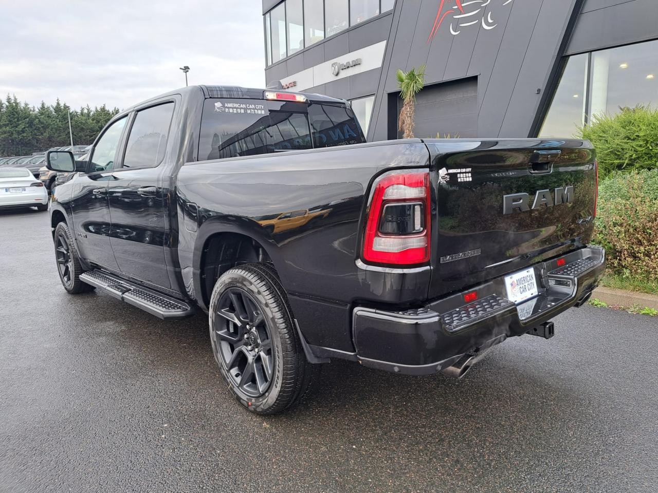 DODGE RAM 1500 CREW LARAMIE SPORT NIGHT EDITION