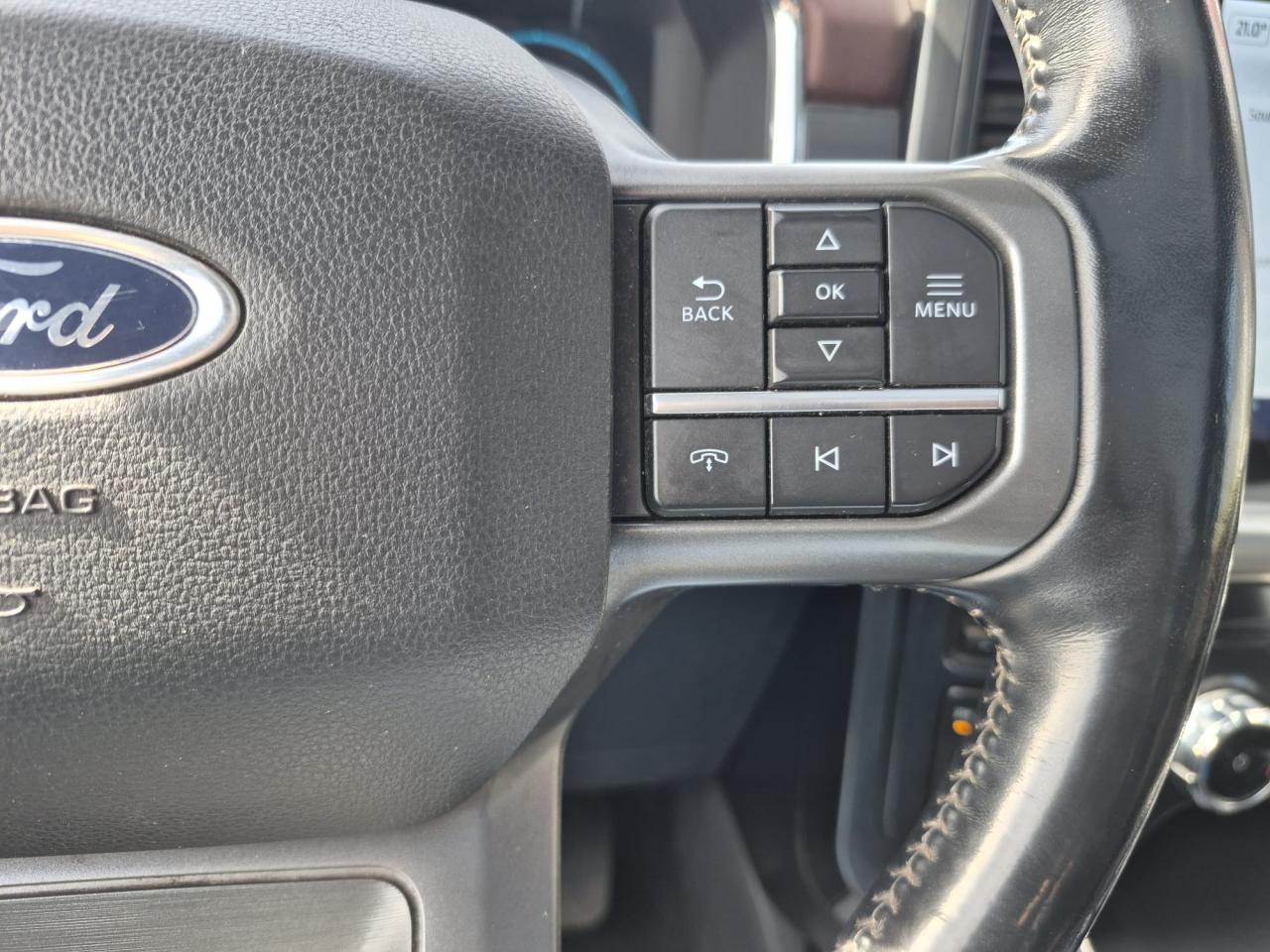 FORD F150 Supercrew LARIAT Sport 4x4 V8 5.0 Flexfuel