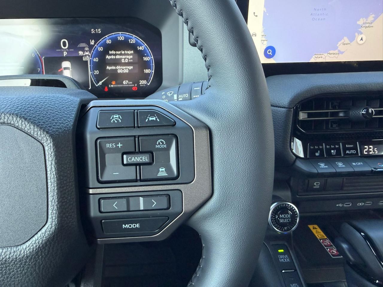 TOYOTA LAND CRUISER 4WD WAGON HYBRID