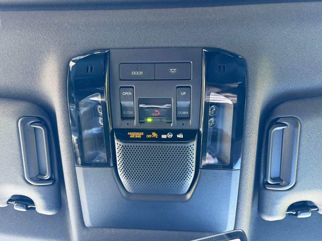 TOYOTA LAND CRUISER 4WD WAGON HYBRID