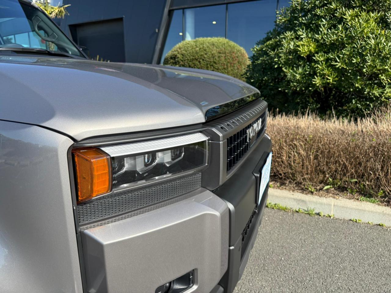 TOYOTA LAND CRUISER 4WD WAGON HYBRID