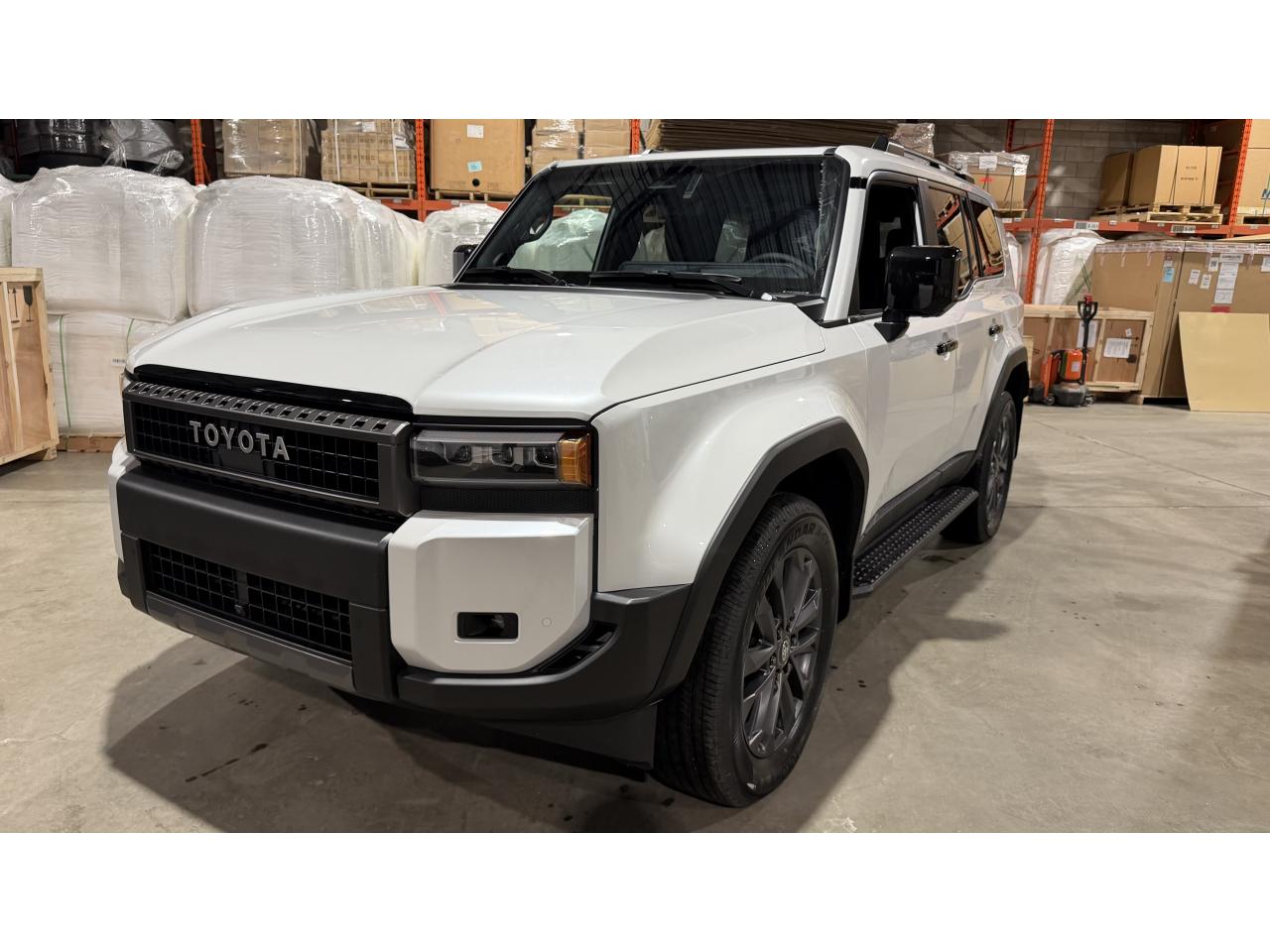 TOYOTA LAND CRUISER 4WD WAGON HYBRID