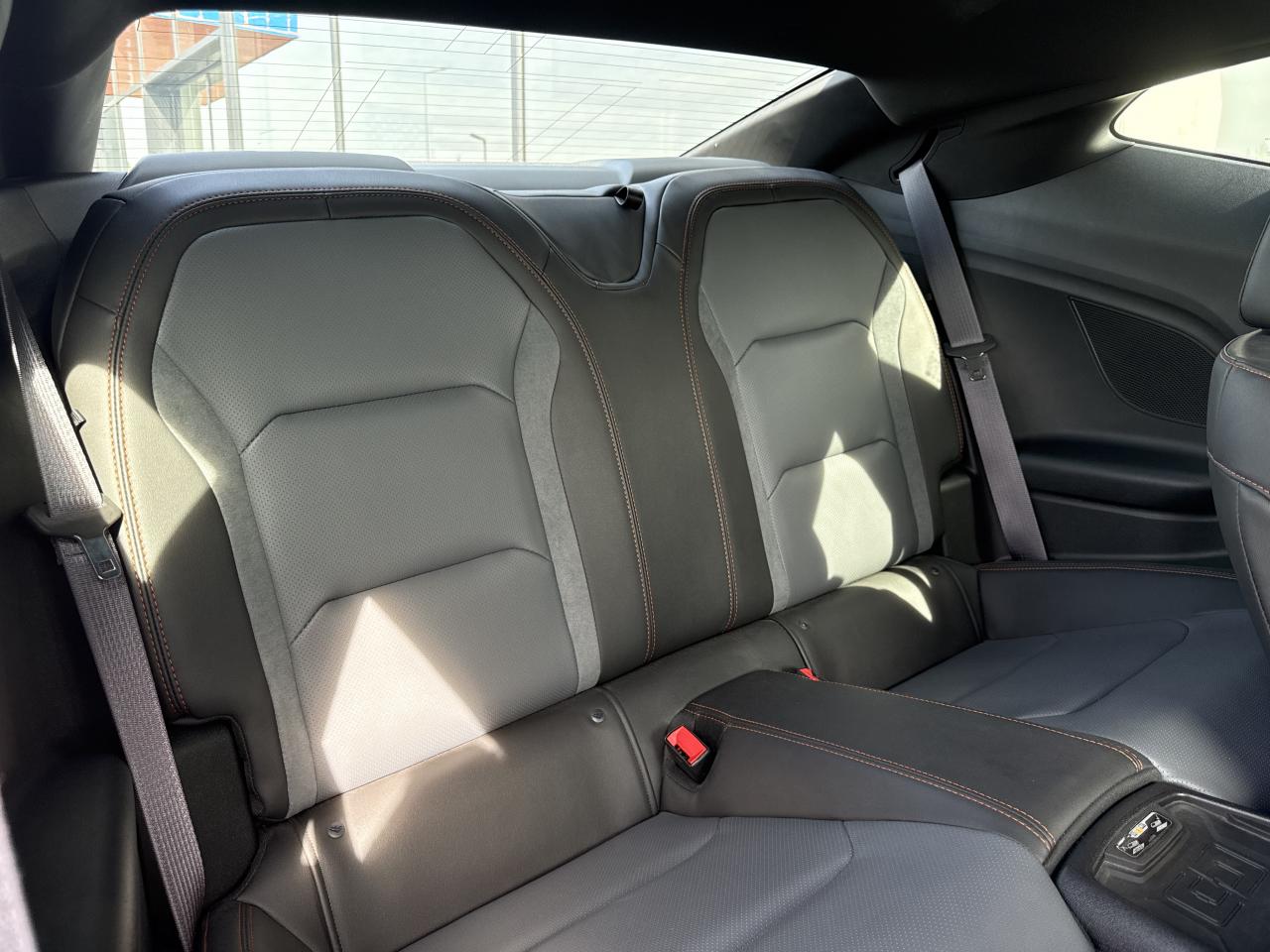 CHEVROLET CAMARO Coupé V8 6.2L Edition Fifty 50ème Anniversaire - Malus Payé