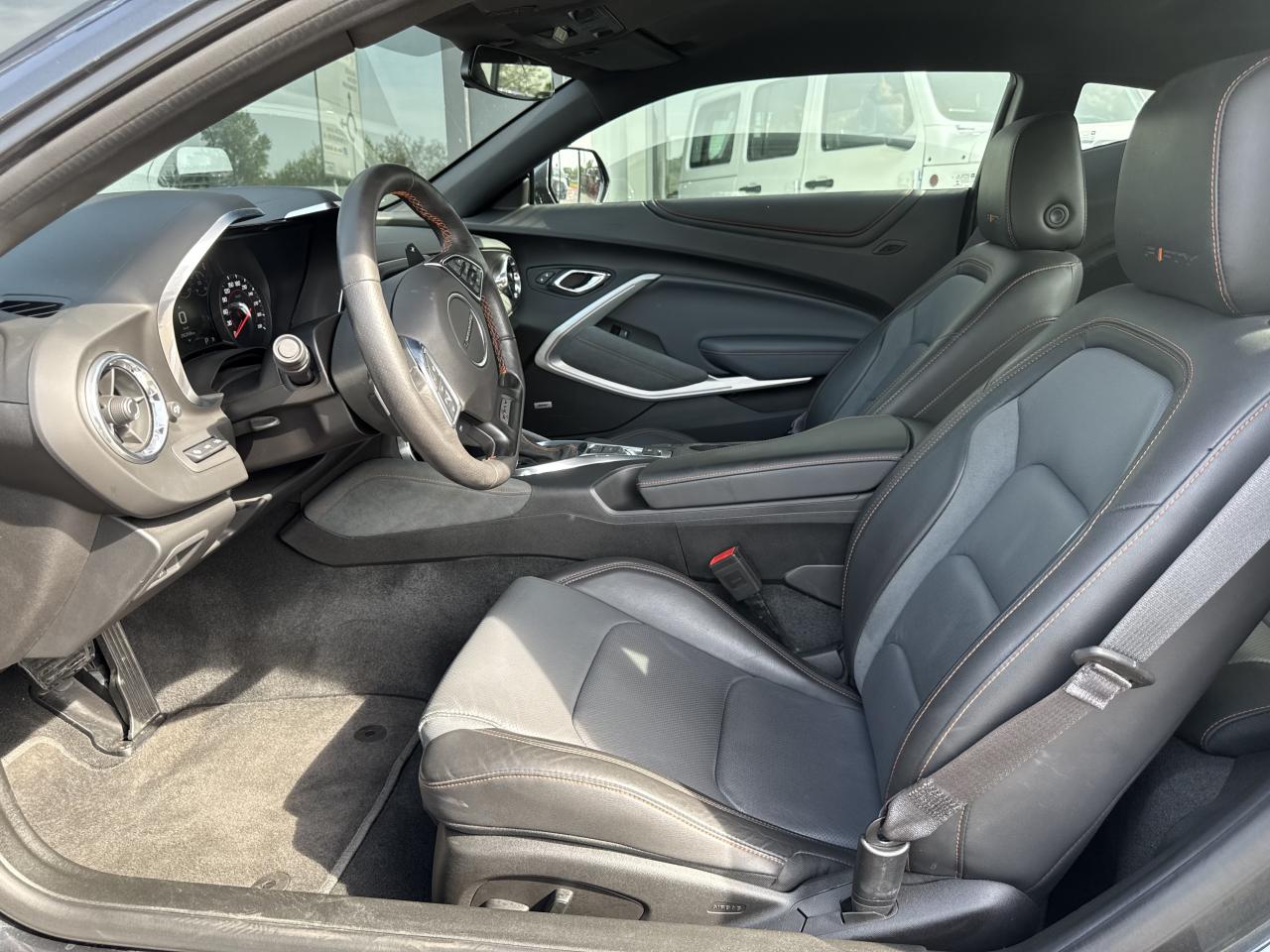 CHEVROLET CAMARO Coupé V8 6.2L Edition Fifty 50ème Anniversaire - Malus Payé