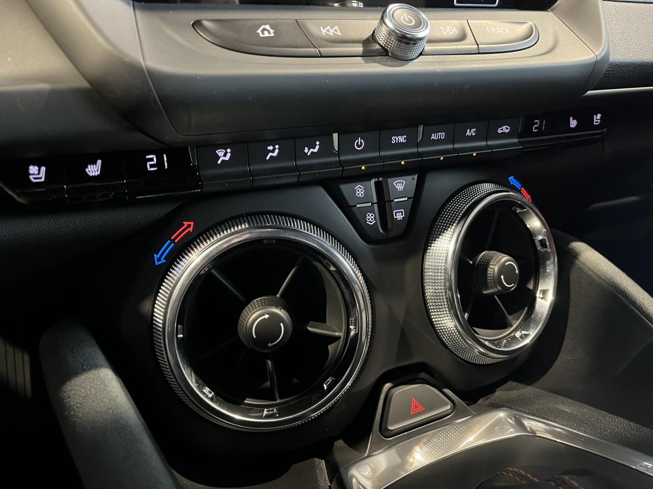 CHEVROLET CAMARO Coupé V8 6.2L Edition Fifty 50ème Anniversaire - Malus Payé