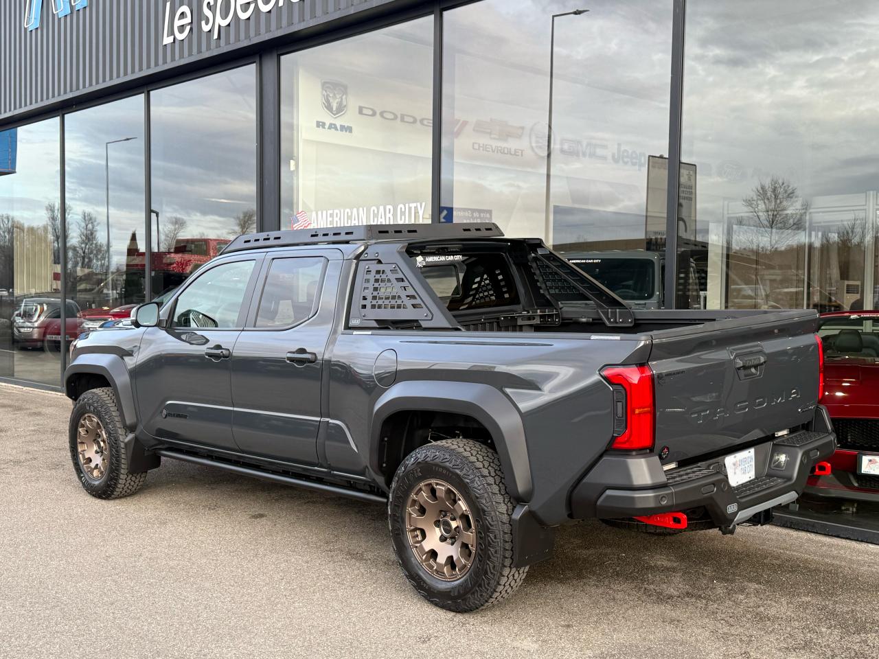 TOYOTA TACOMA 4X4 Double Cab Hybrid Trailhunter
