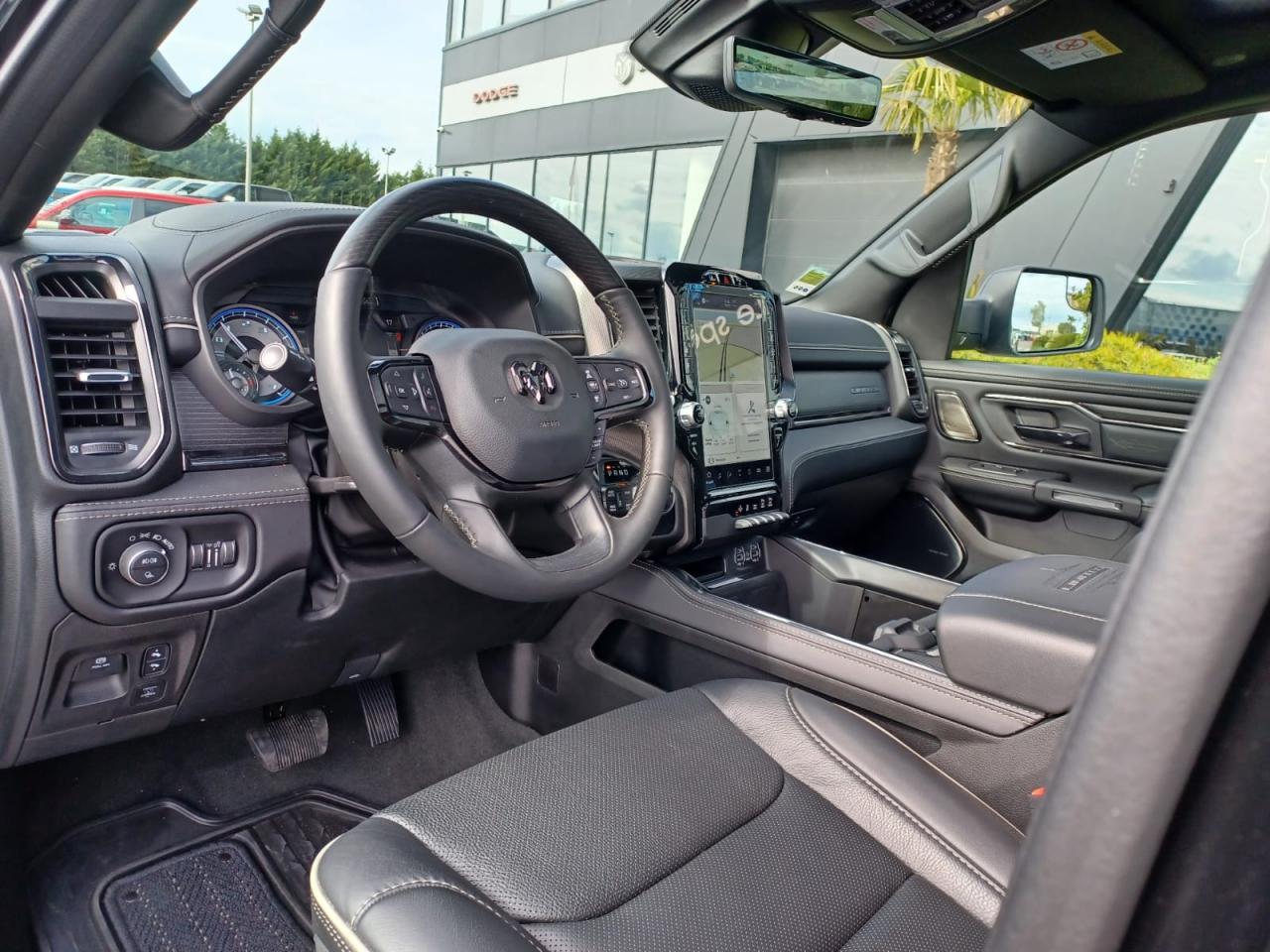 DODGE RAM 1500 CREW LIMITED NIGHT EDITION RAMBOX HAYON MULTI