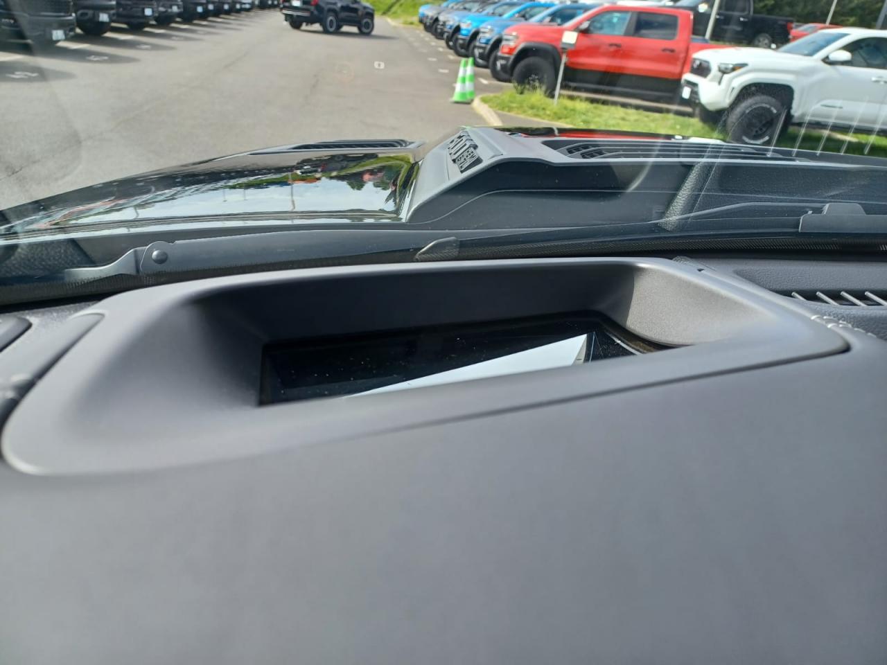 DODGE RAM 1500 CREW LIMITED NIGHT EDITION RAMBOX HAYON MULTI