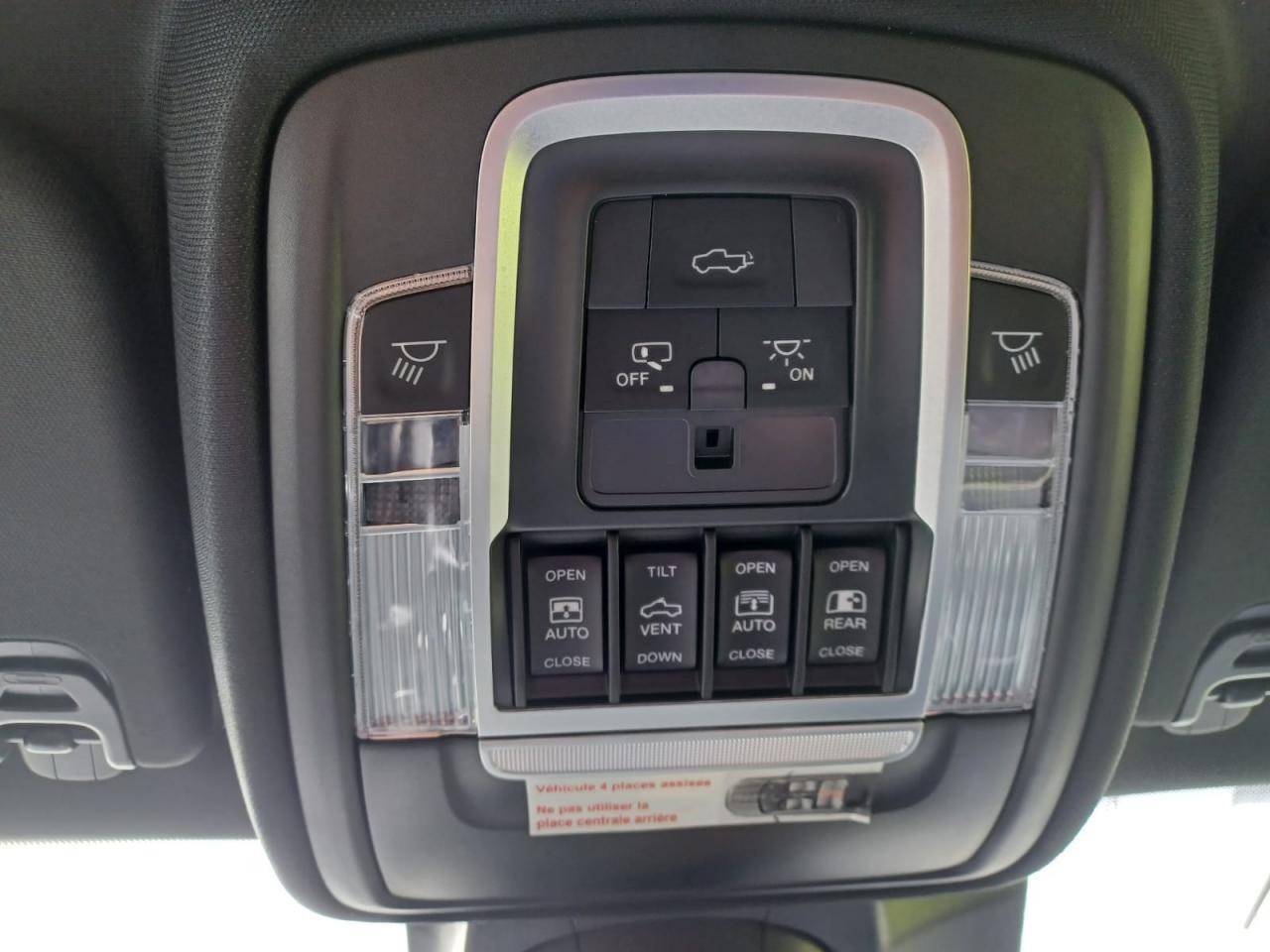 DODGE RAM 1500 CREW LIMITED NIGHT EDITION RAMBOX HAYON MULTI