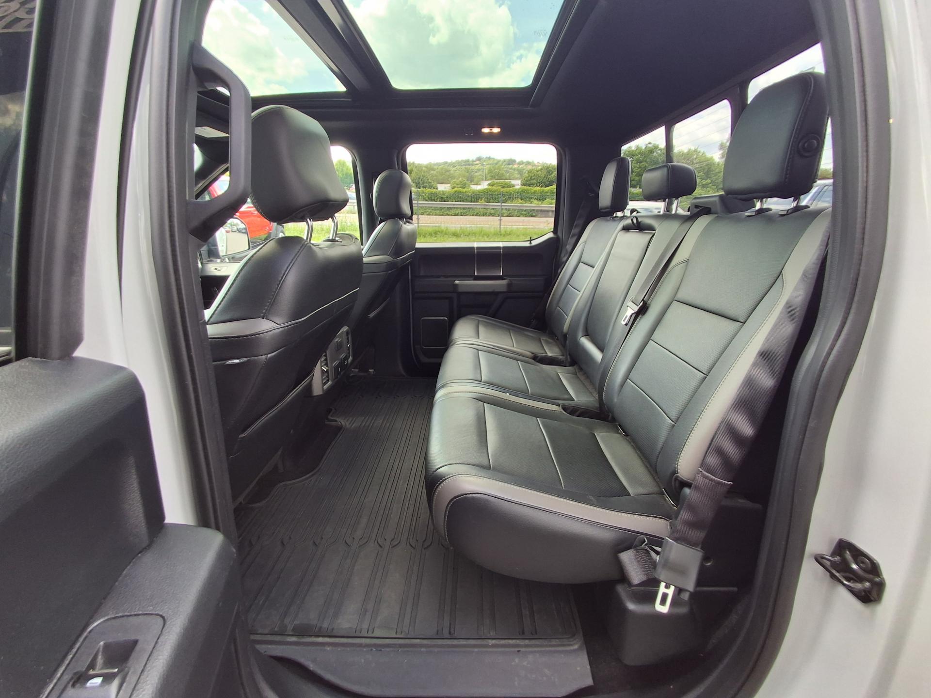 FORD F150 RAPTOR SUPERCREW 5 PLACES