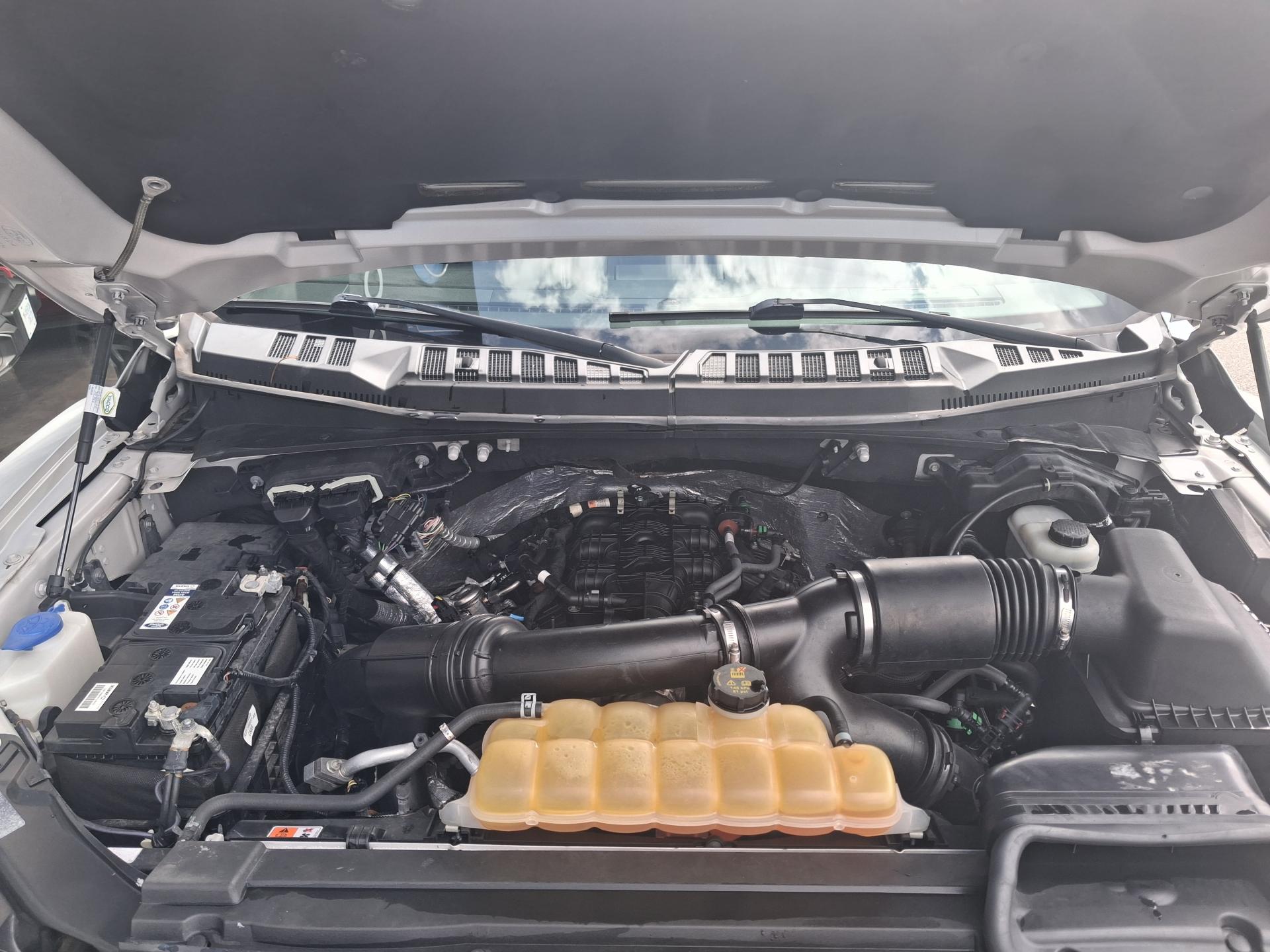 FORD F150 RAPTOR SUPERCREW 5 PLACES