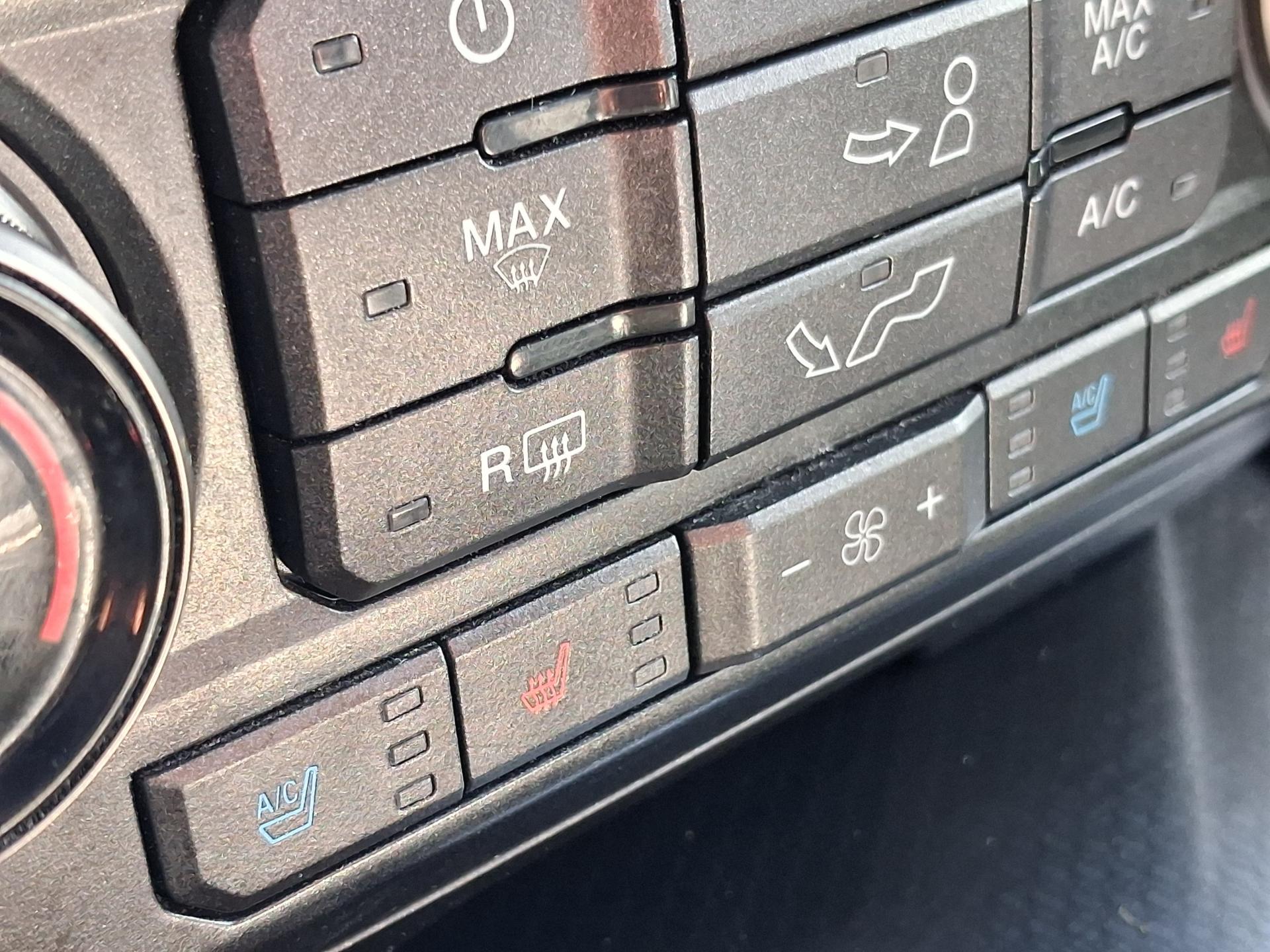 FORD F150 RAPTOR SUPERCREW 5 PLACES
