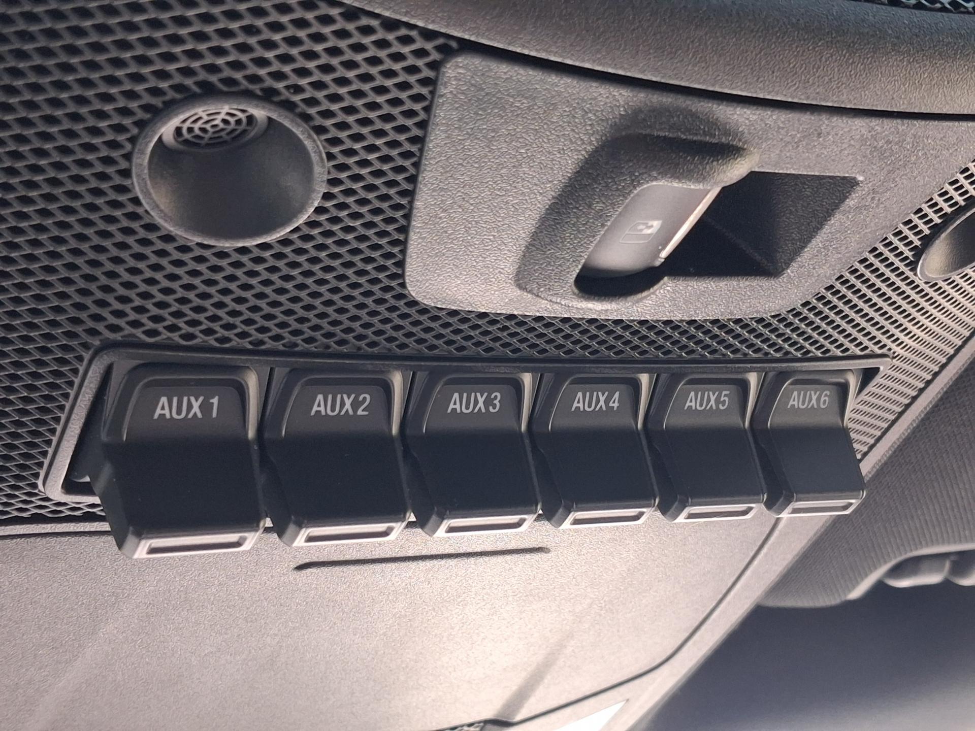 FORD F150 RAPTOR SUPERCREW 5 PLACES