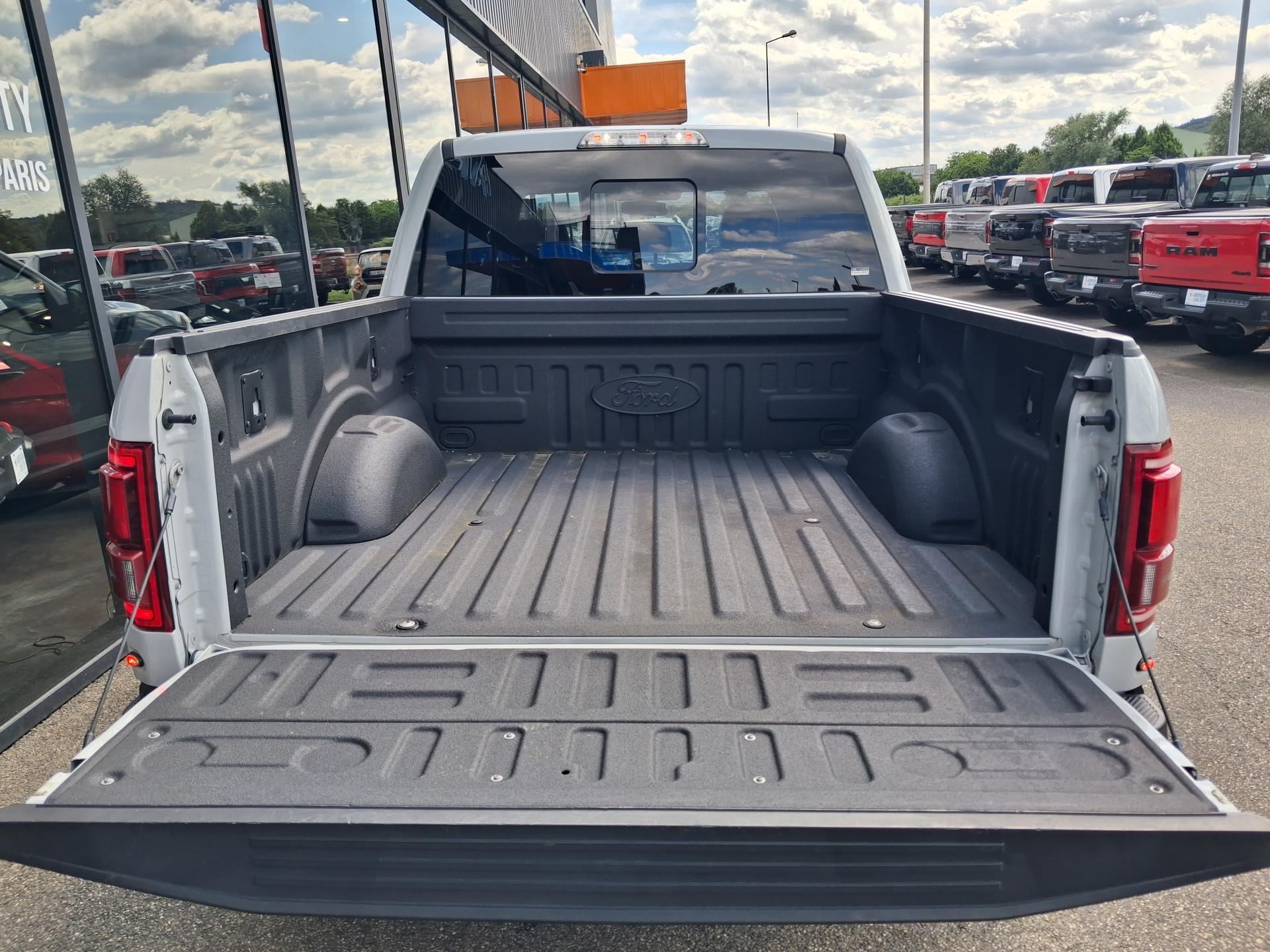 FORD F150 RAPTOR SUPERCREW 5 PLACES