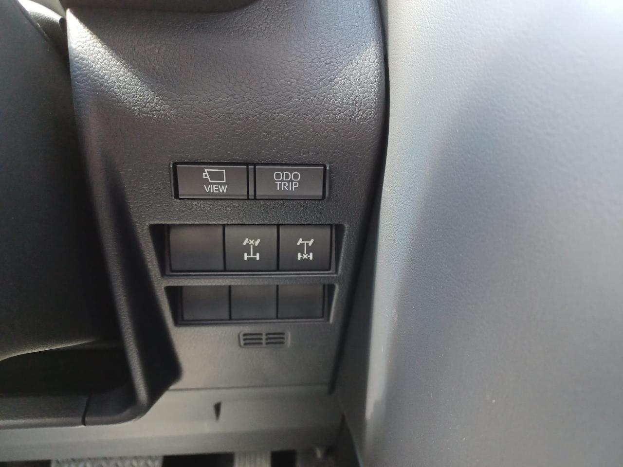 TOYOTA LAND CRUISER LC300 VXR V6 3.5L