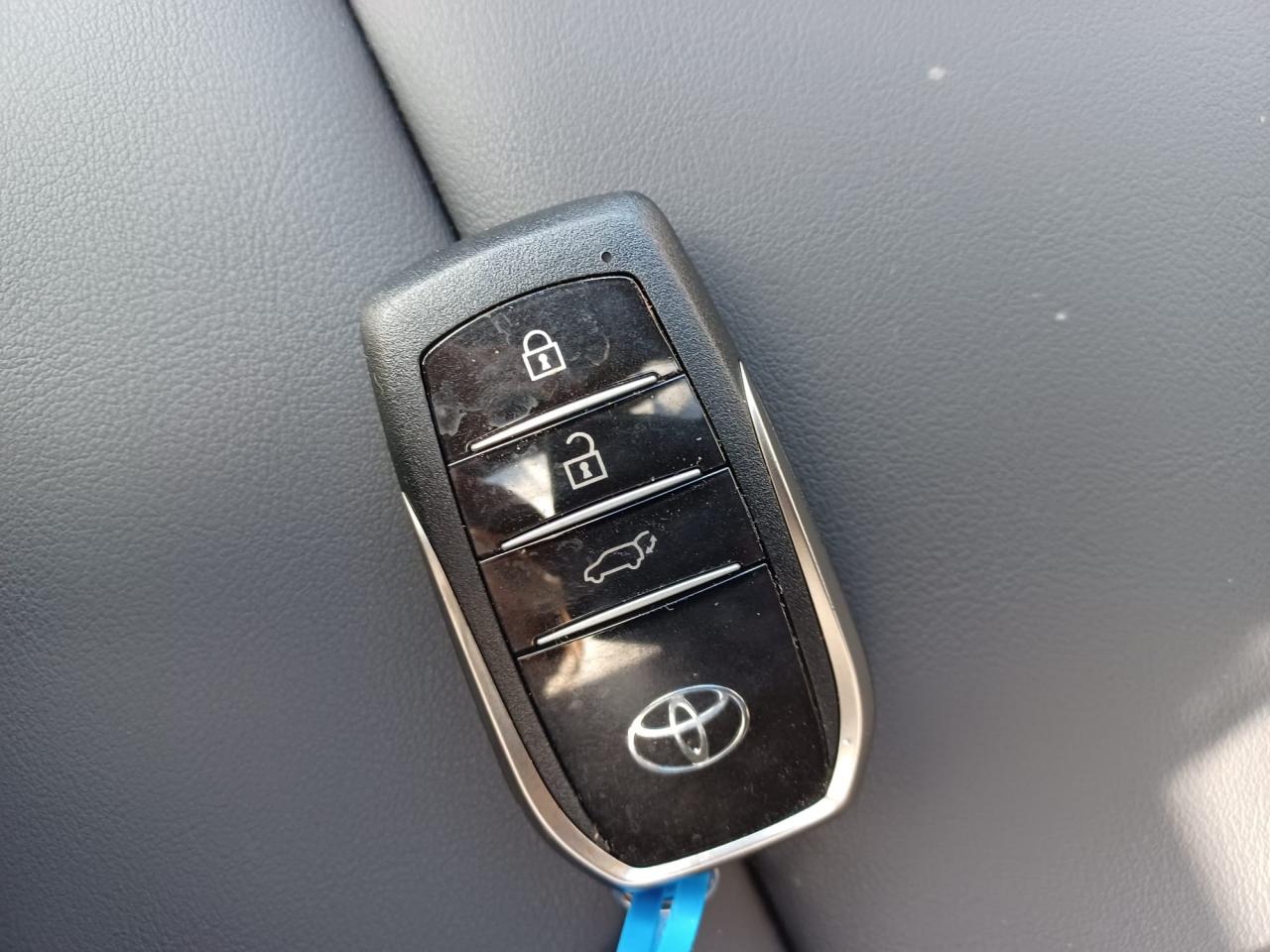 TOYOTA LAND CRUISER LC300 VXR V6 3.5L