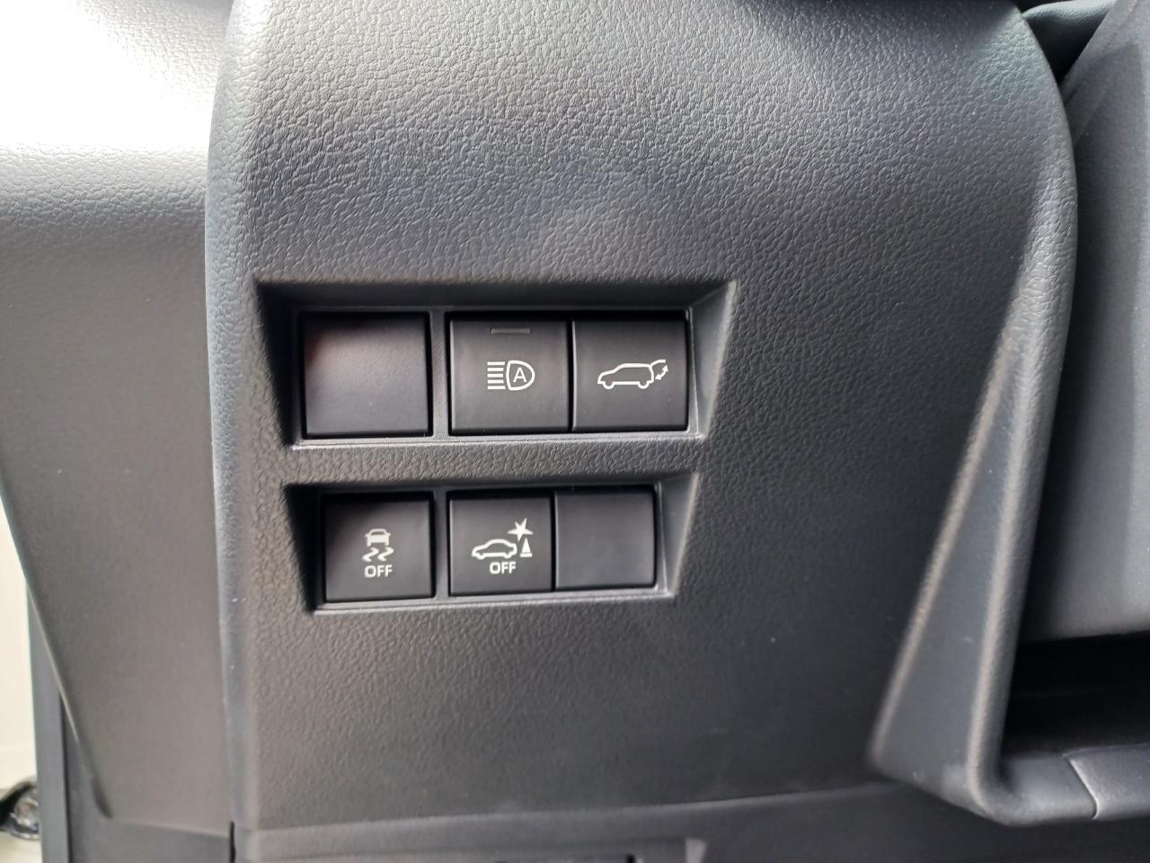 TOYOTA LAND CRUISER LC300 VXR V6 3.5L