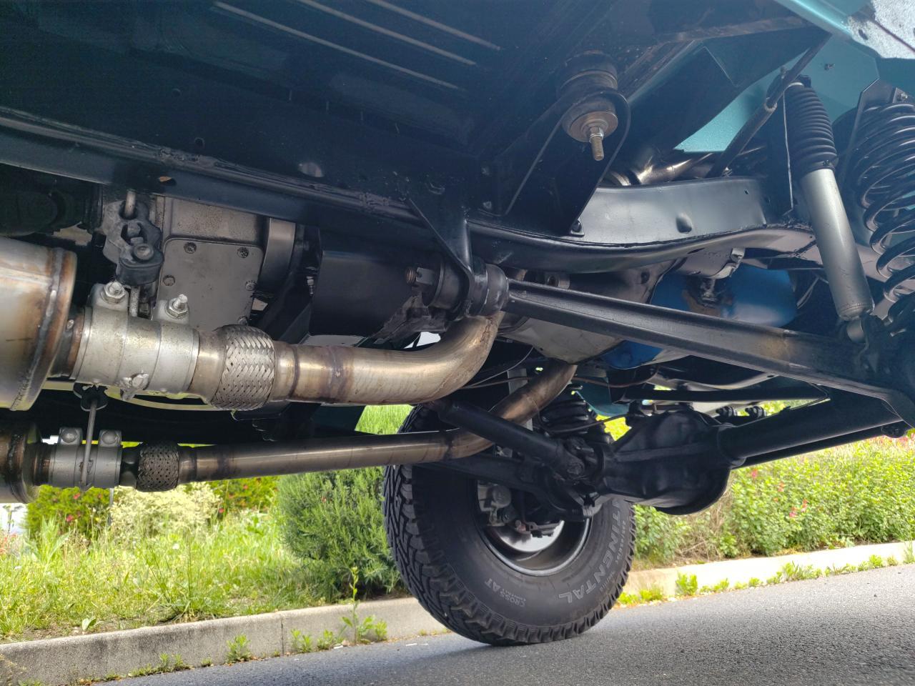 FORD BRONCO V8 289 4x4 boite méca 5, restauration \'rôtisserie\'