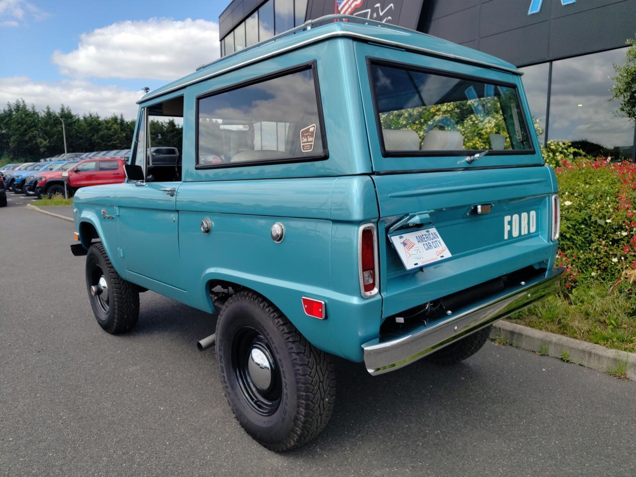 FORD BRONCO V8 289 4x4 boite méca 5, restauration \'rôtisserie\'