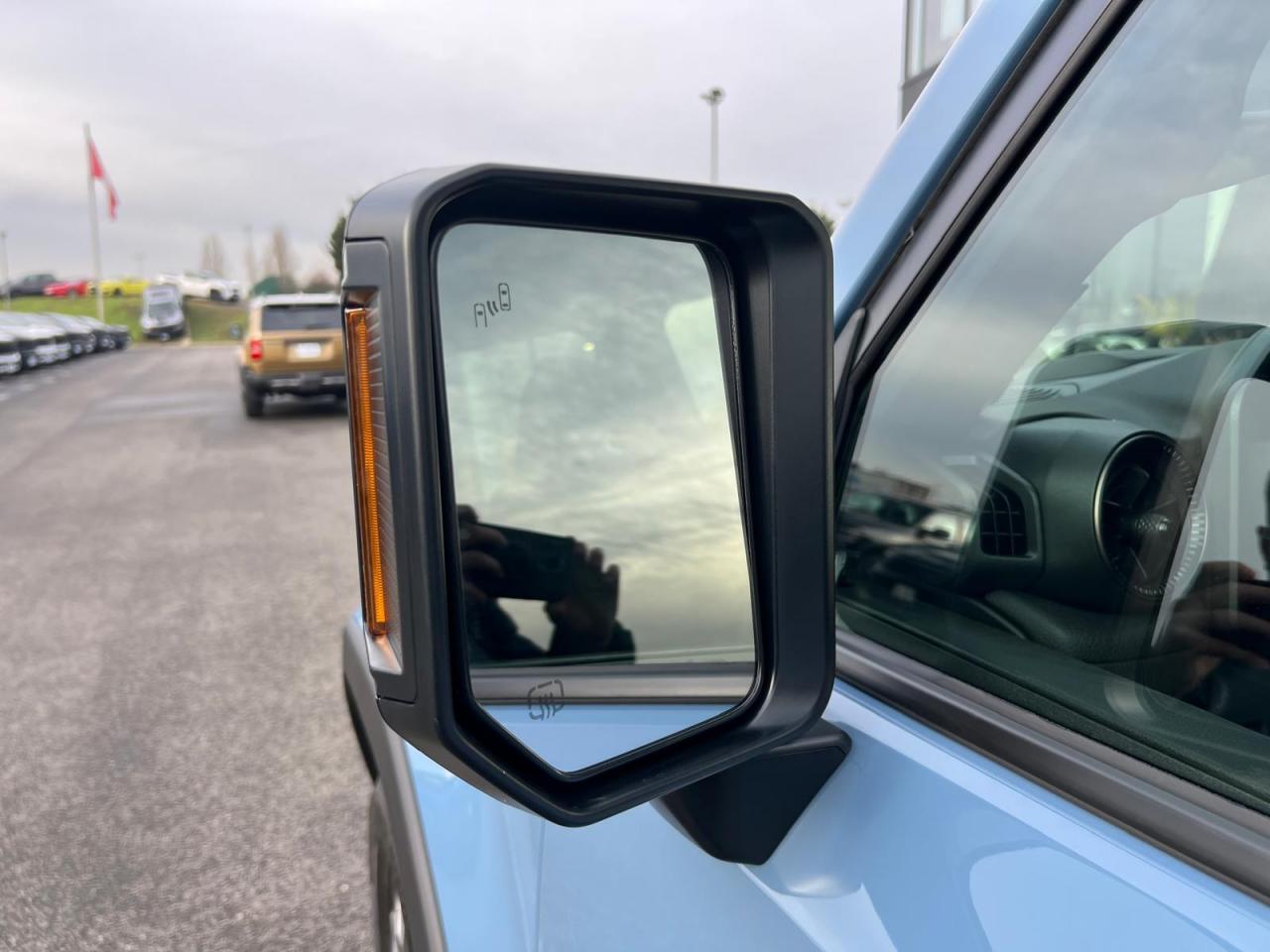 TOYOTA LAND CRUISER PREMIUM PACKAGE 4WD WAGON HYBRID