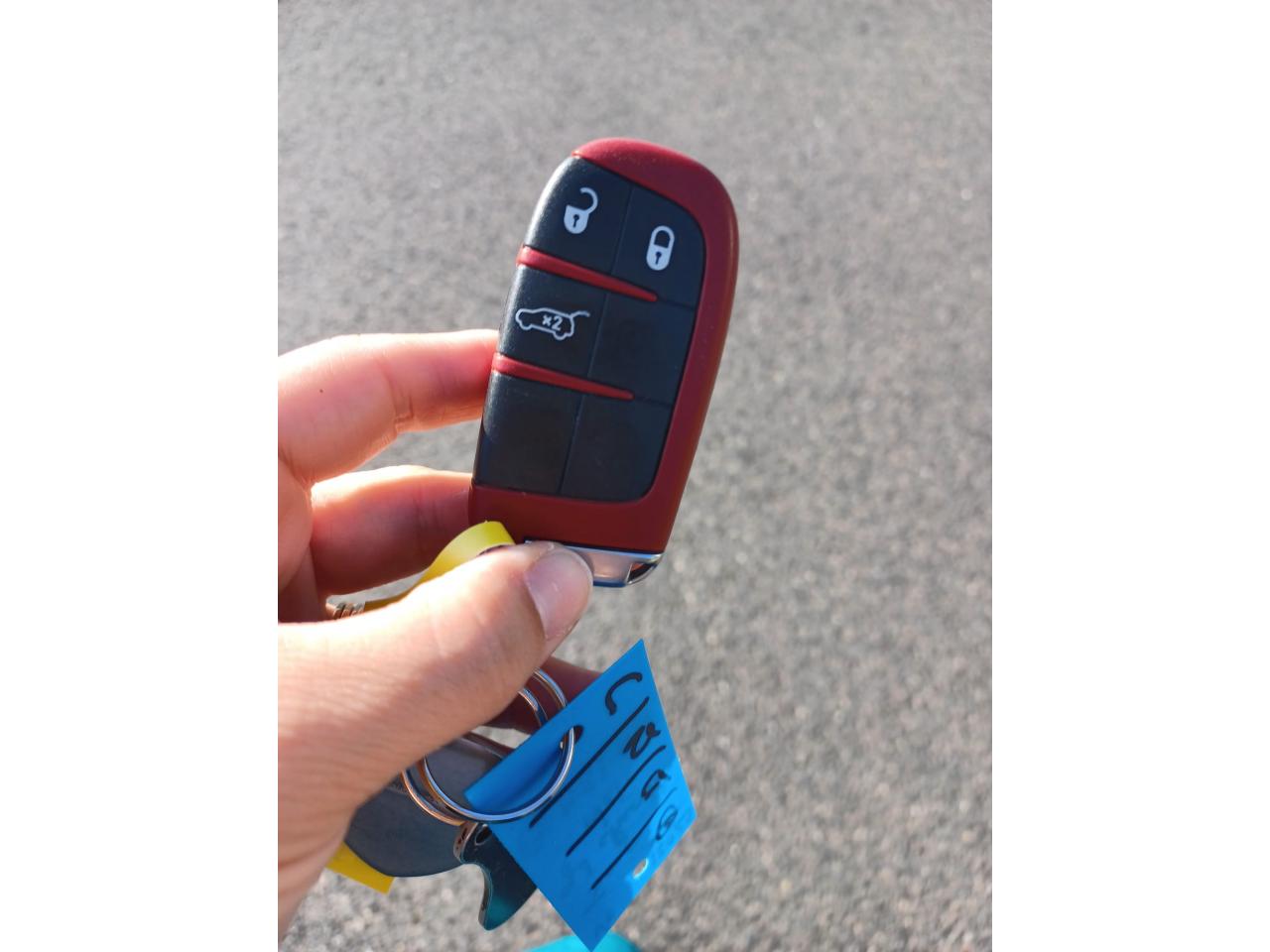 JEEP GRAND CHEROKEE TRACKHAWK v8 6.2L